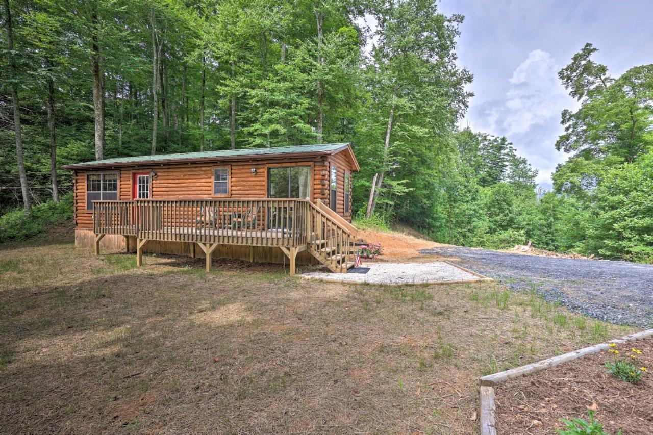 Quaint Log Cabin With Views Near West Jefferson Warrensville Exterior foto