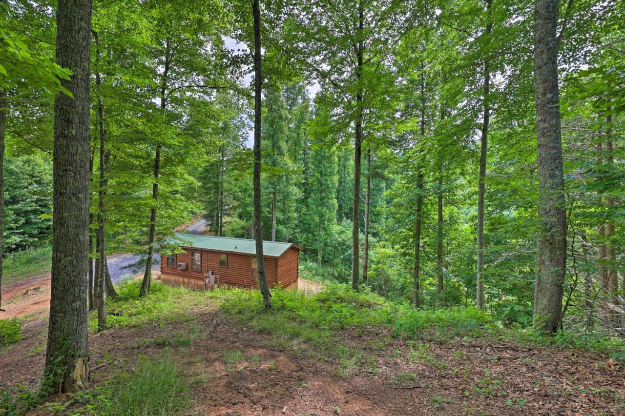 Quaint Log Cabin With Views Near West Jefferson Warrensville Exterior foto